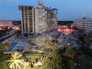 Photo for Champlain South Tower Collapse / Surfside, FL